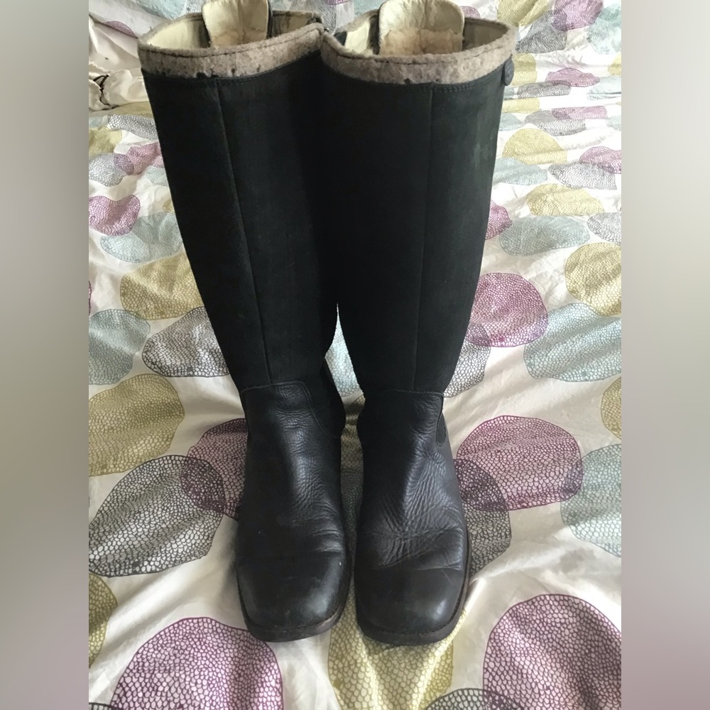Womens Ugg High Leg Boots